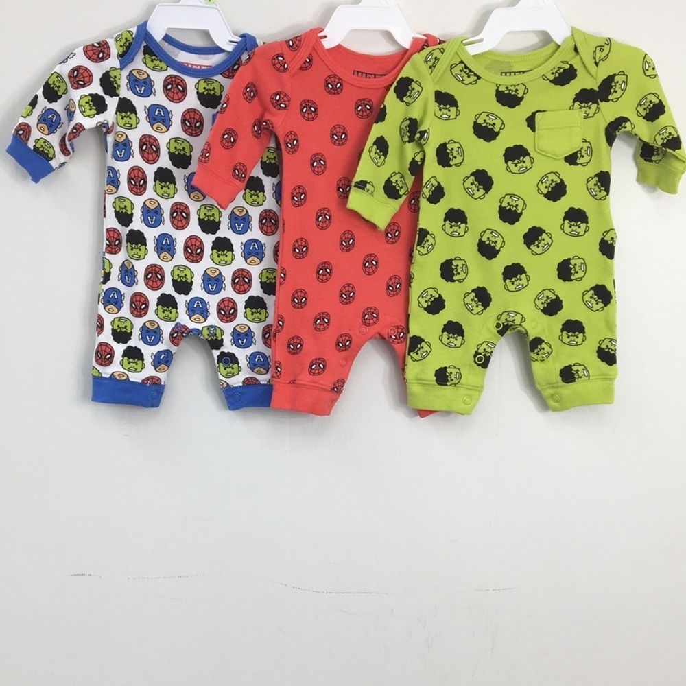 Marvel Superhero Character Onesie Rompers Size Newborn GREAT Condition